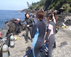 海でブリーフィング